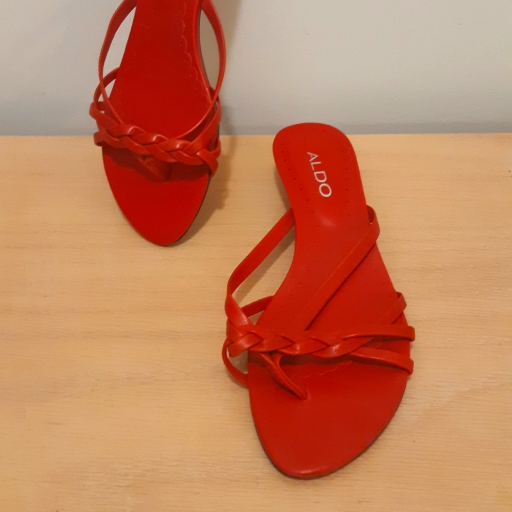 ALDO • US 4 • NWT Red Leather Sandals
